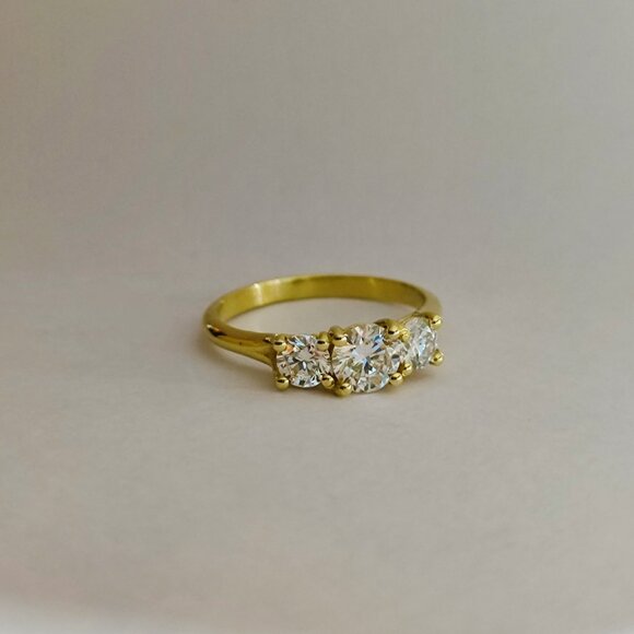 Engagement ring. 14K solid Yellow gold ring with 1.25ct' Lab-Created diamonds. - Picture 8 of 9
